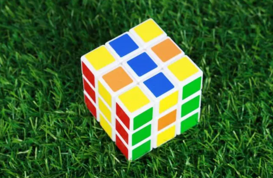廣州團(tuán)建游戲-魔方