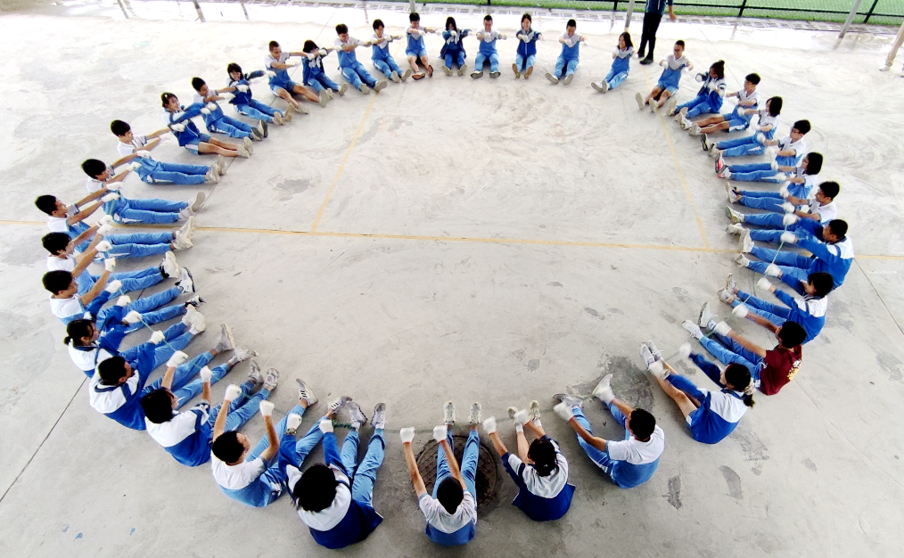 廣州拓展游戲-平結(jié)繩圈